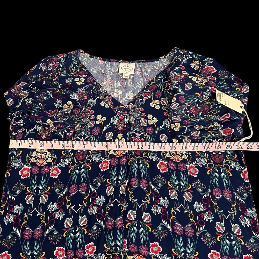 St John's Bay Top M Navy Multi Floral Whimsigoth Pullover Casual Boho Shirt‎ - Picture 6 of 12